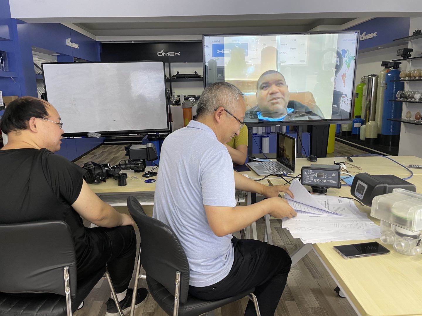 после продажи